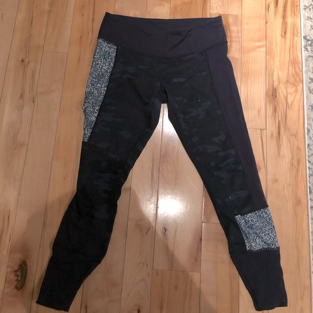Lululemon leggings size 10